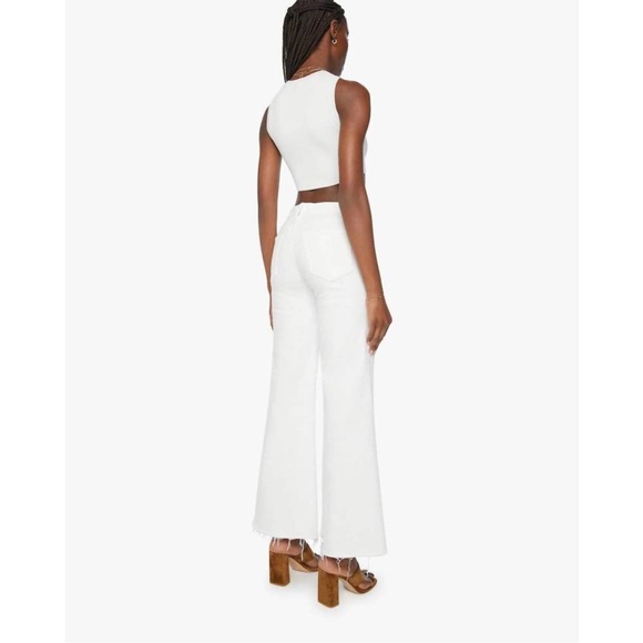 NEW MOTHER roller fray jean in almost innocent - Picture 2 of 6